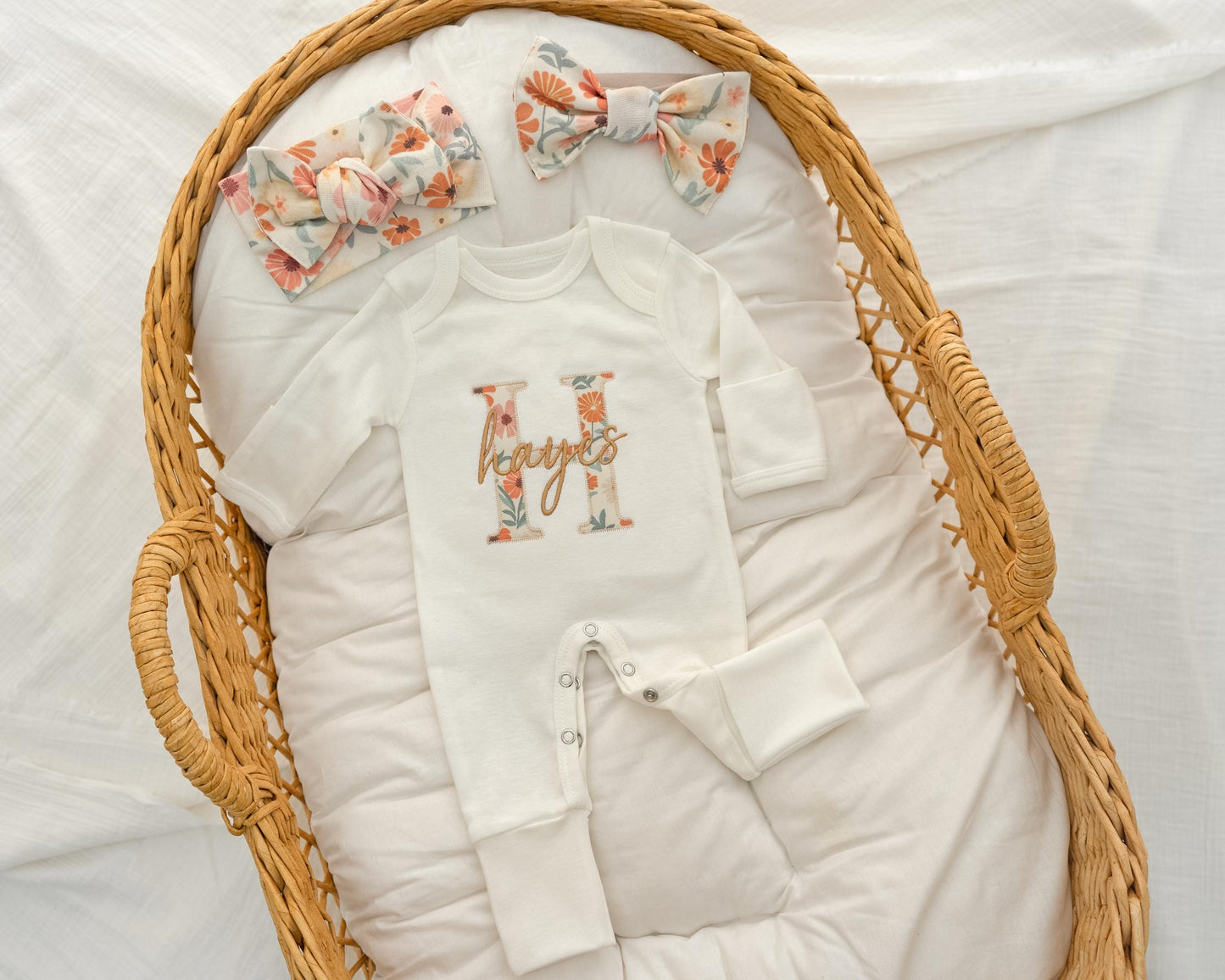 Baby Girl Coming Home Outfit Vintage Floral, Baby Shower Gift, Newborn Baby Girl Outfit Personalized, Baby Girl Hospital Sleeper